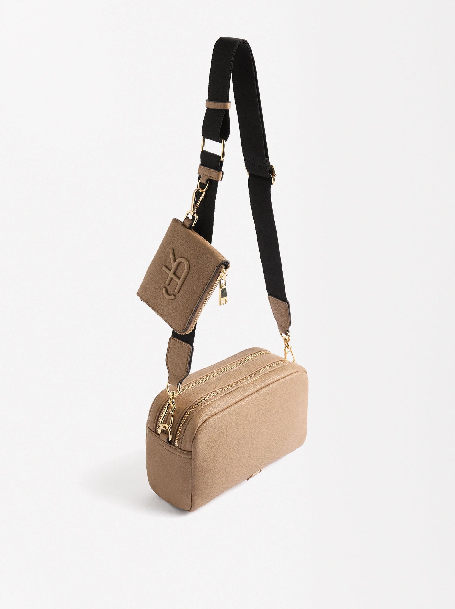 Bolso bandolera con cierre doble