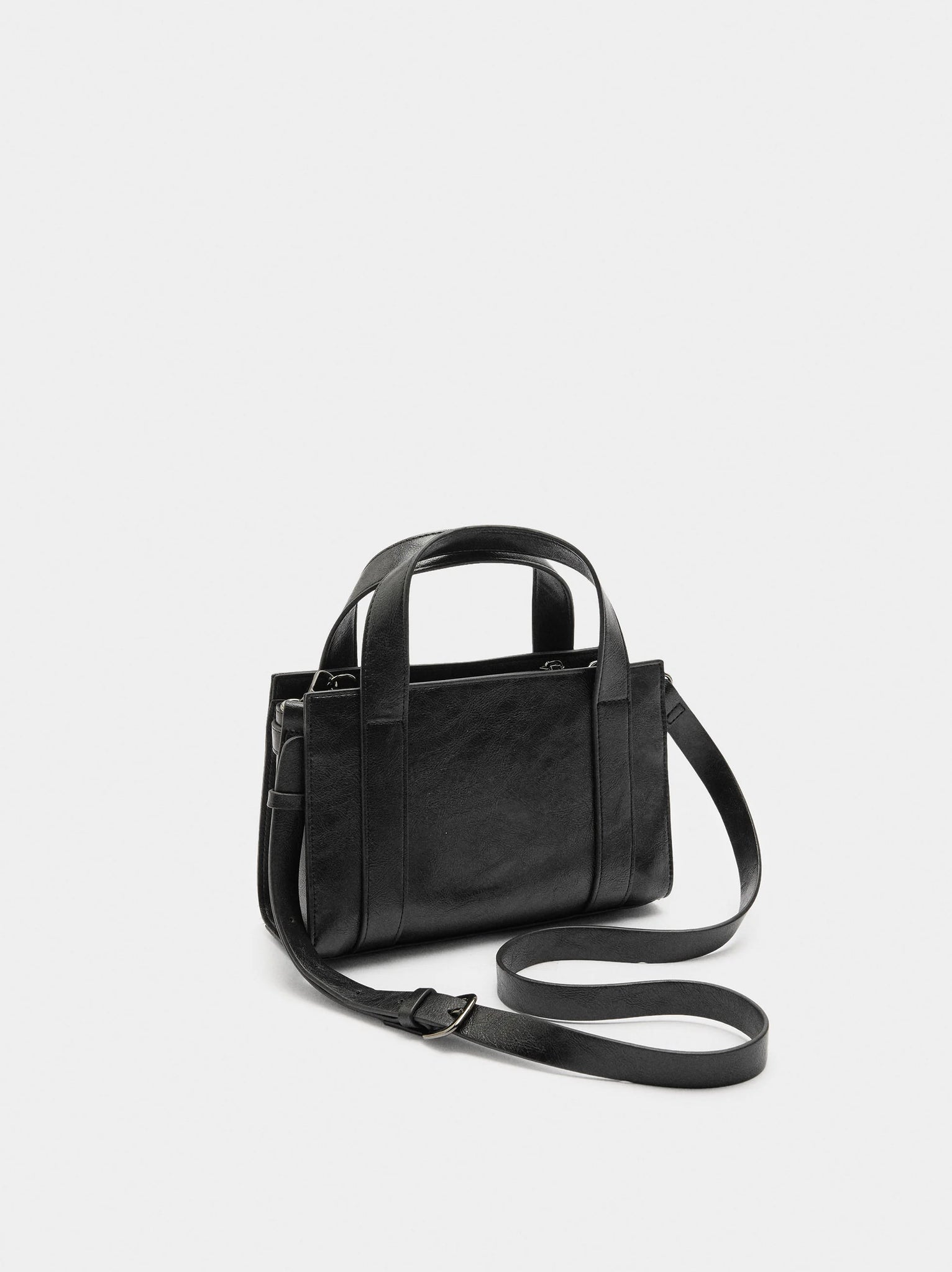 Bolso tote con hebilla