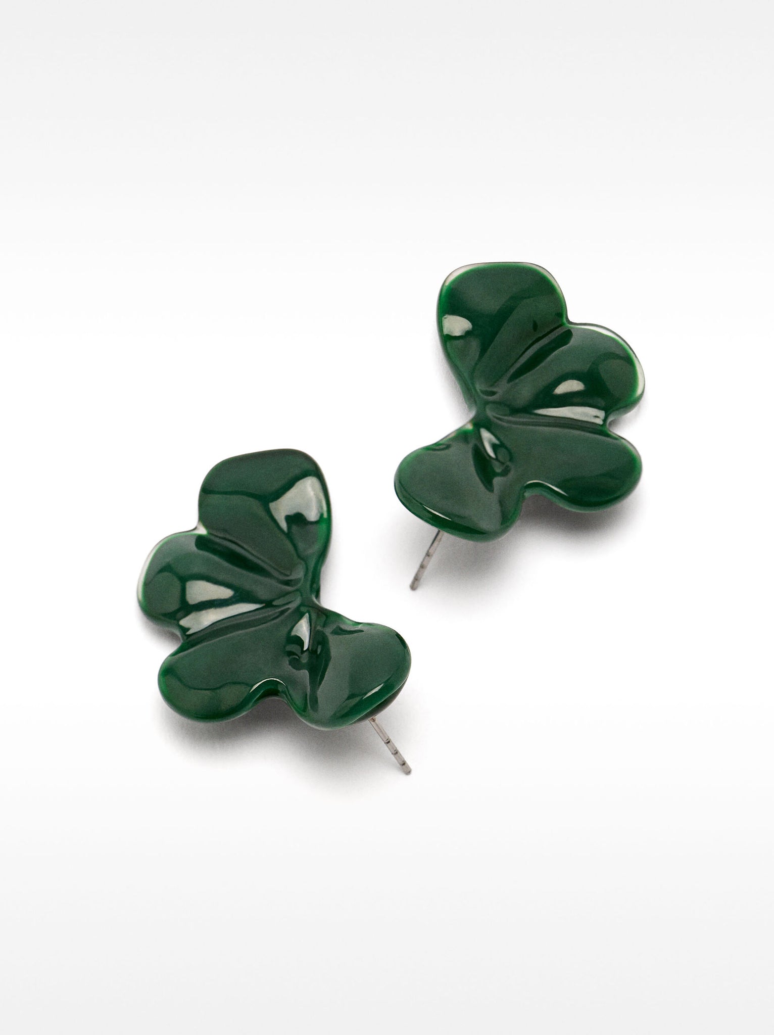 Pendientes de flor esmaltados