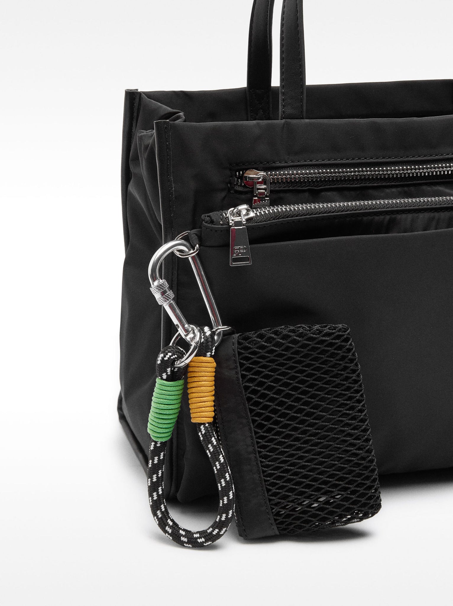 Bolso tote de nylon M