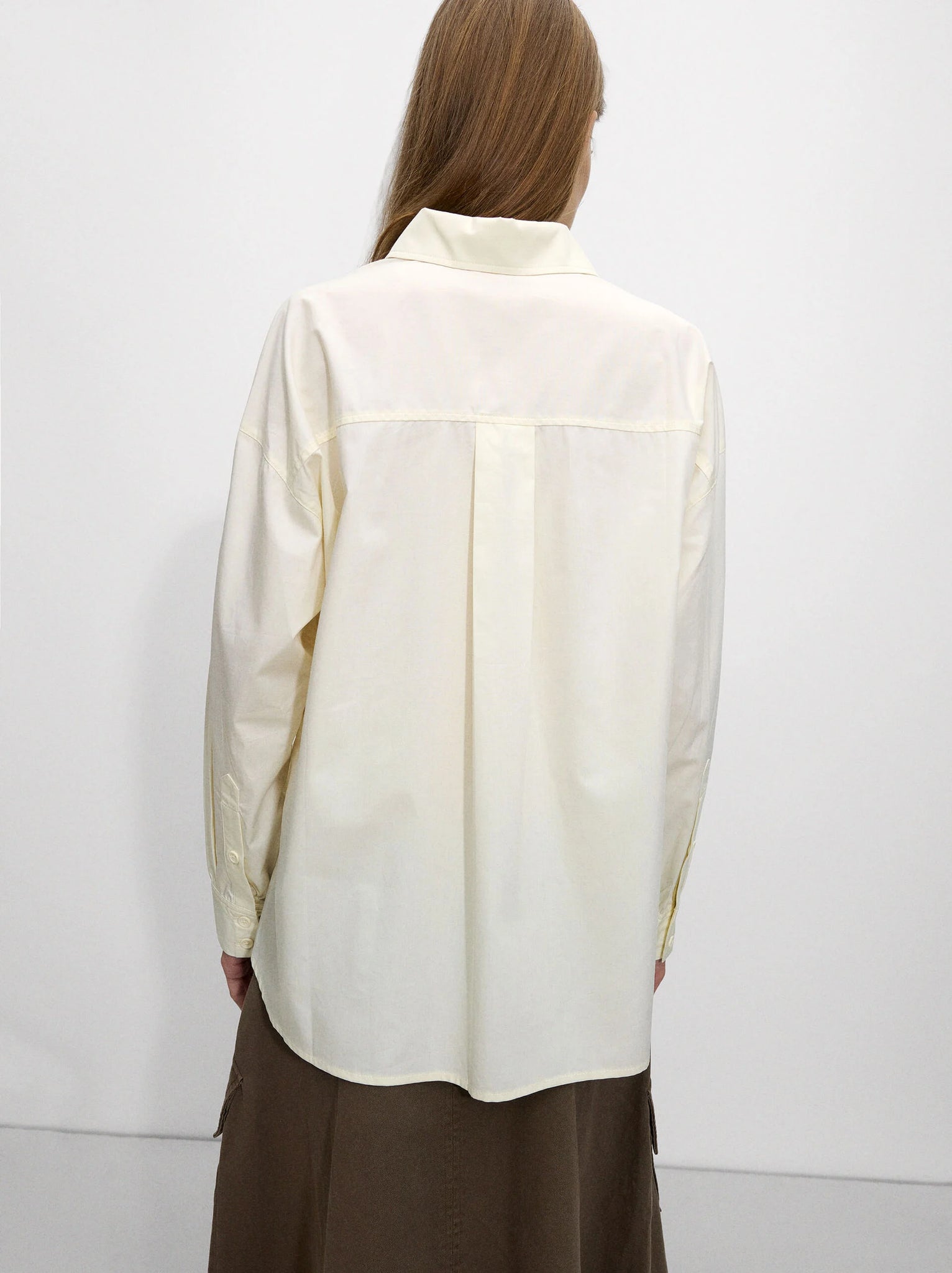 Camisa de algodón con flor